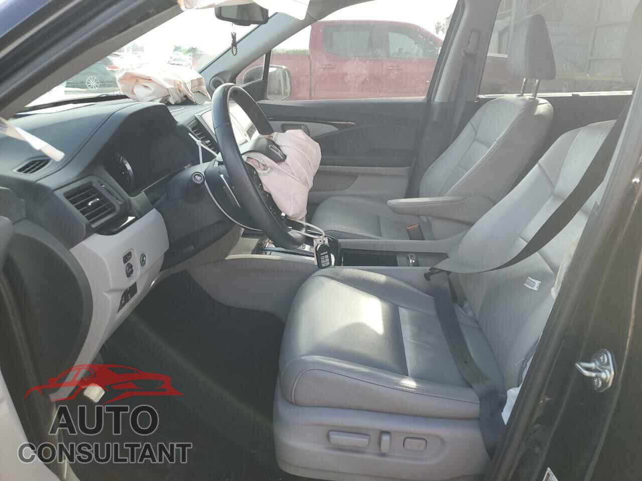 HONDA PILOT 2017 - 5FNYF5H90HB044143