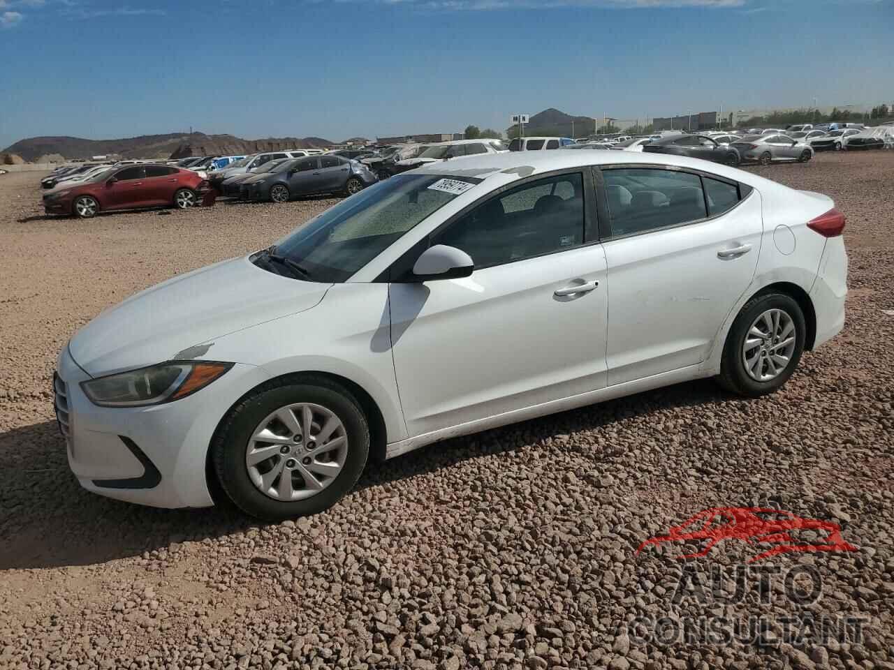 HYUNDAI ELANTRA 2017 - 5NPD74LF4HH188315