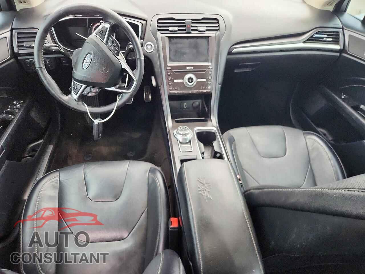 FORD FUSION 2018 - 3FA6P0D9XJR206805