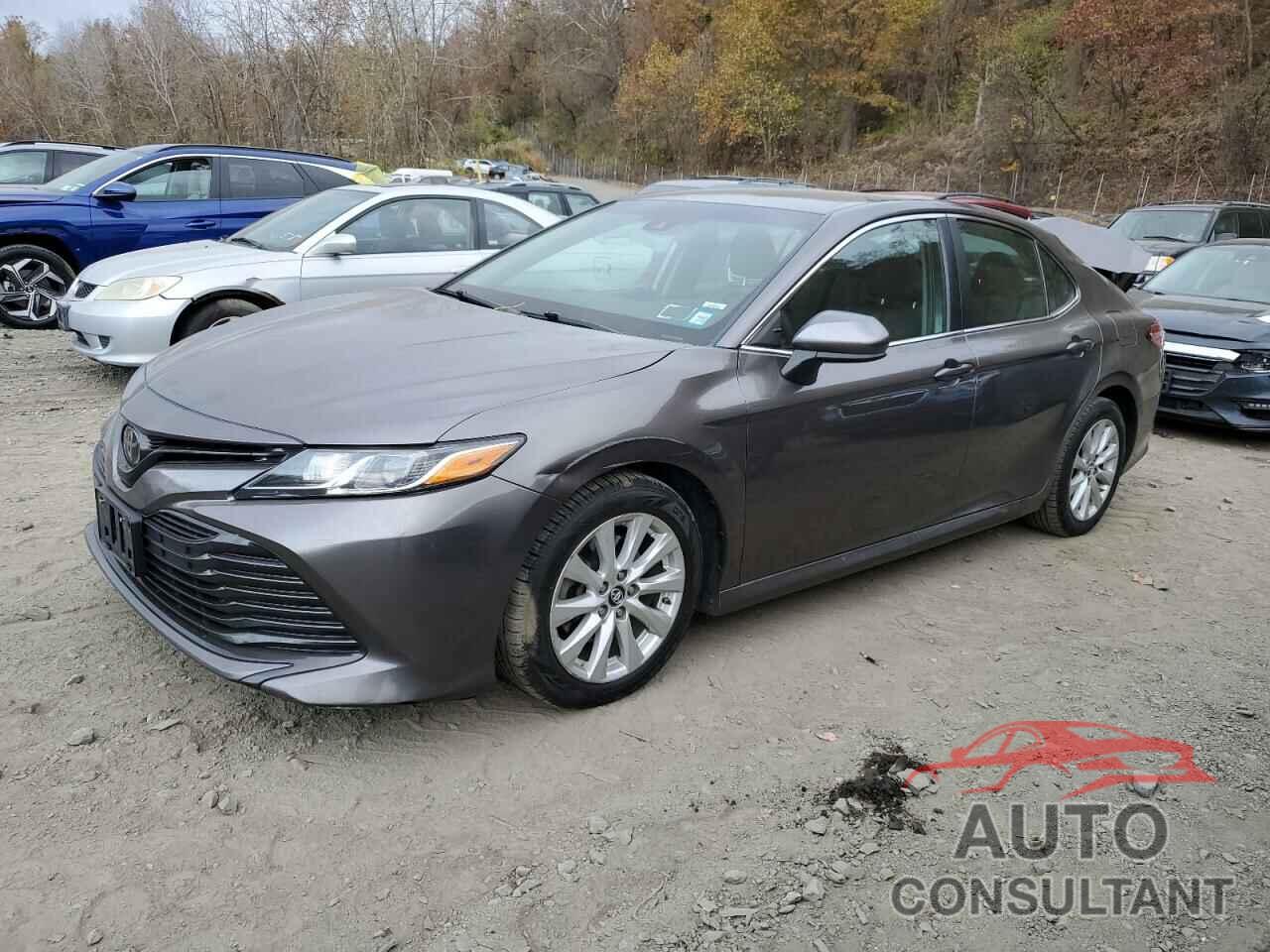 TOYOTA CAMRY 2018 - 4T1B11HK4JU109259