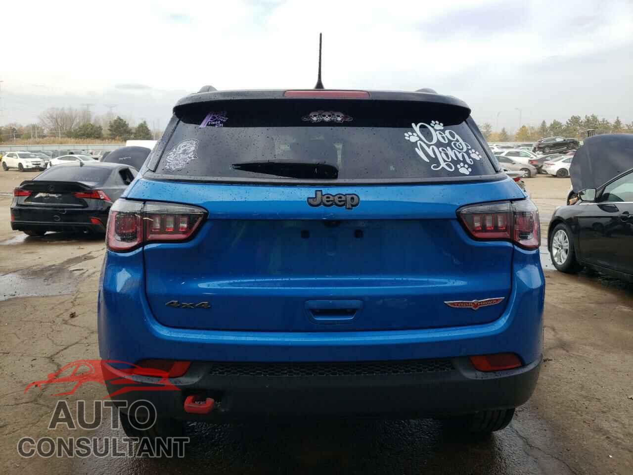 JEEP COMPASS 2018 - 3C4NJDDB1JT320888
