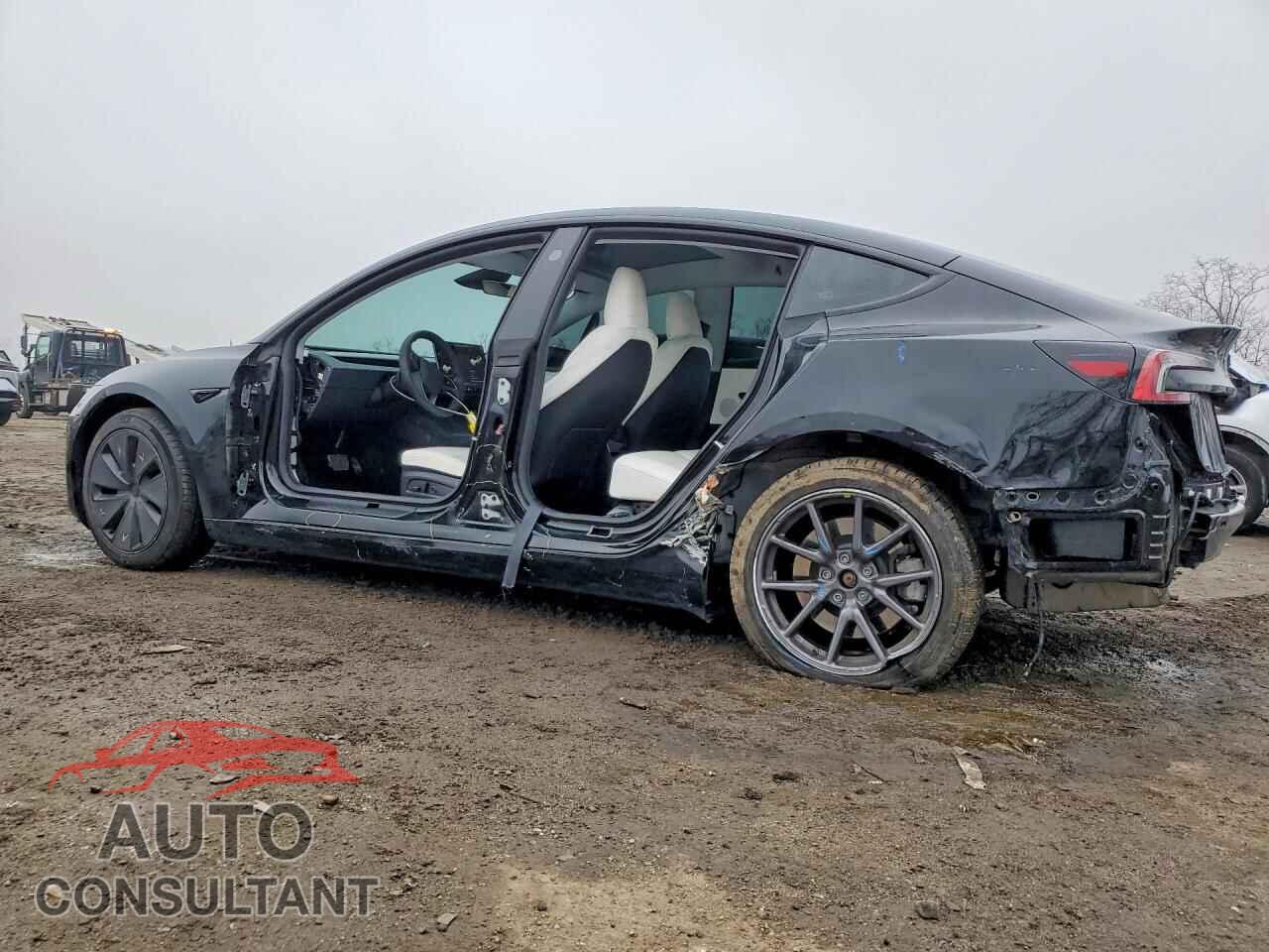 TESLA MODEL 3 2025 - 5YJ3E1EB8SF923314