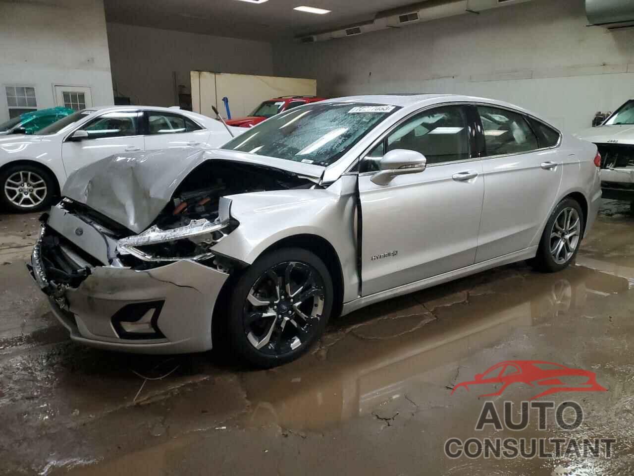 FORD FUSION 2019 - 3FA6P0RU8KR138891