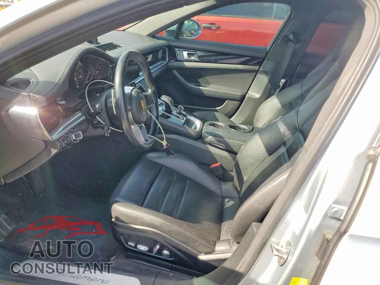 PORSCHE PANAMERA 2018 - WP0AA2A75JL111619