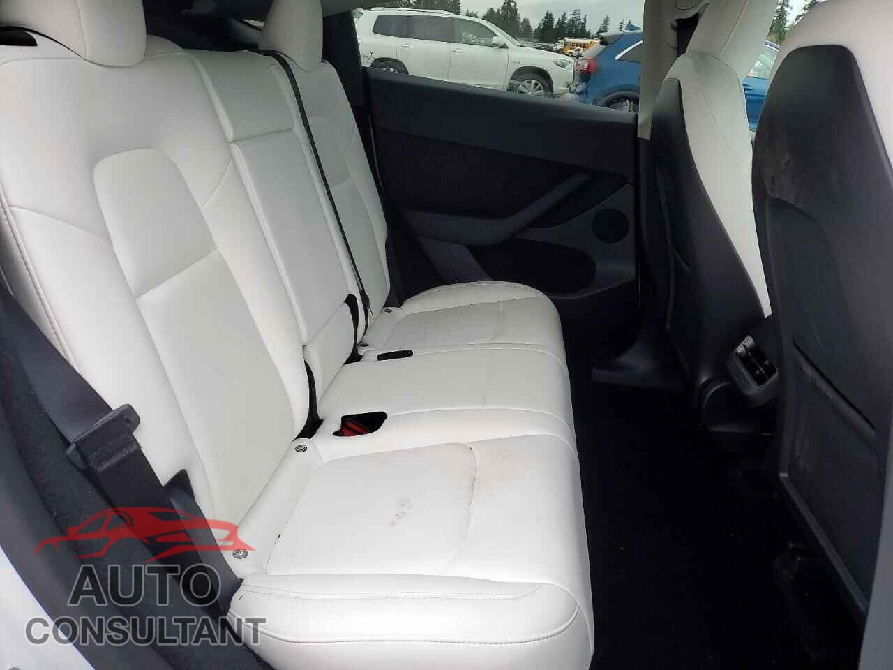 TESLA MODEL Y 2023 - 7SAYGDEF5PF640819