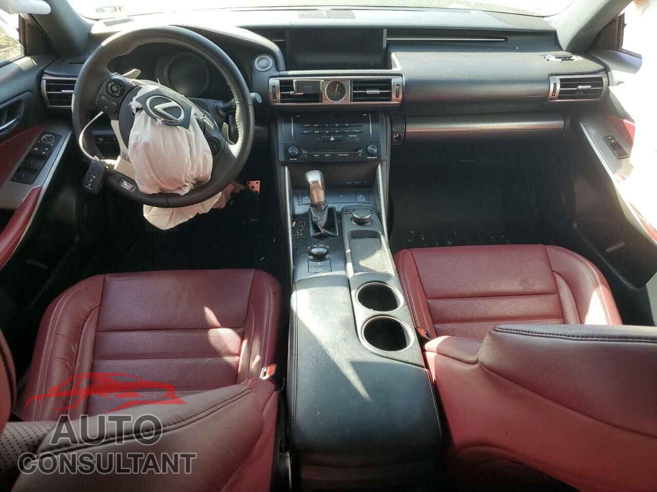 LEXUS IS 2014 - JTHBF1D27E5017928