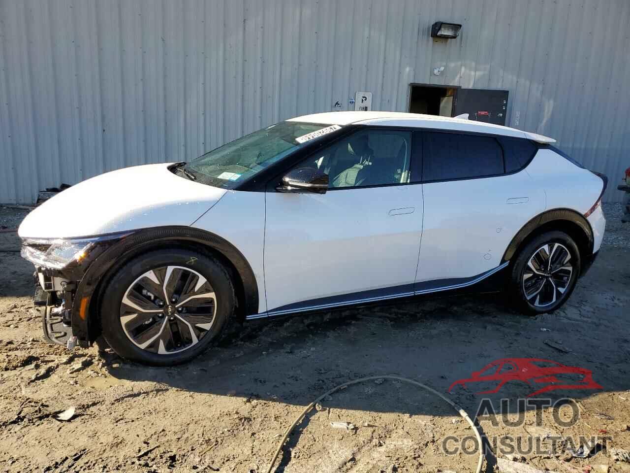 KIA EV6 LIGHT 2024 - KNDC34LA4R5214537