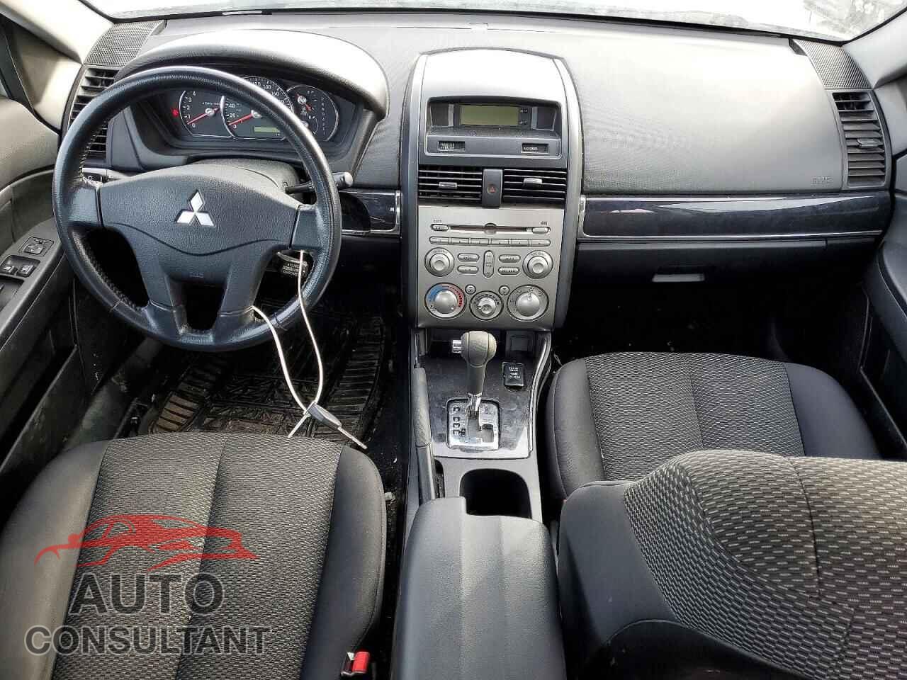 MITSUBISHI GALANT 2010 - 4A32B3FF0AE601555