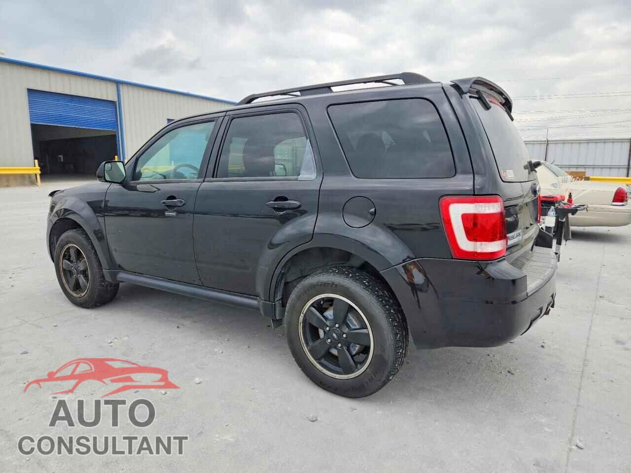FORD ESCAPE 2010 - 1FMCU9DG8AKB60609
