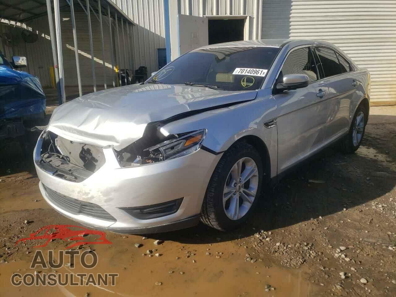 FORD TAURUS 2016 - 1FAHP2E89GG106933