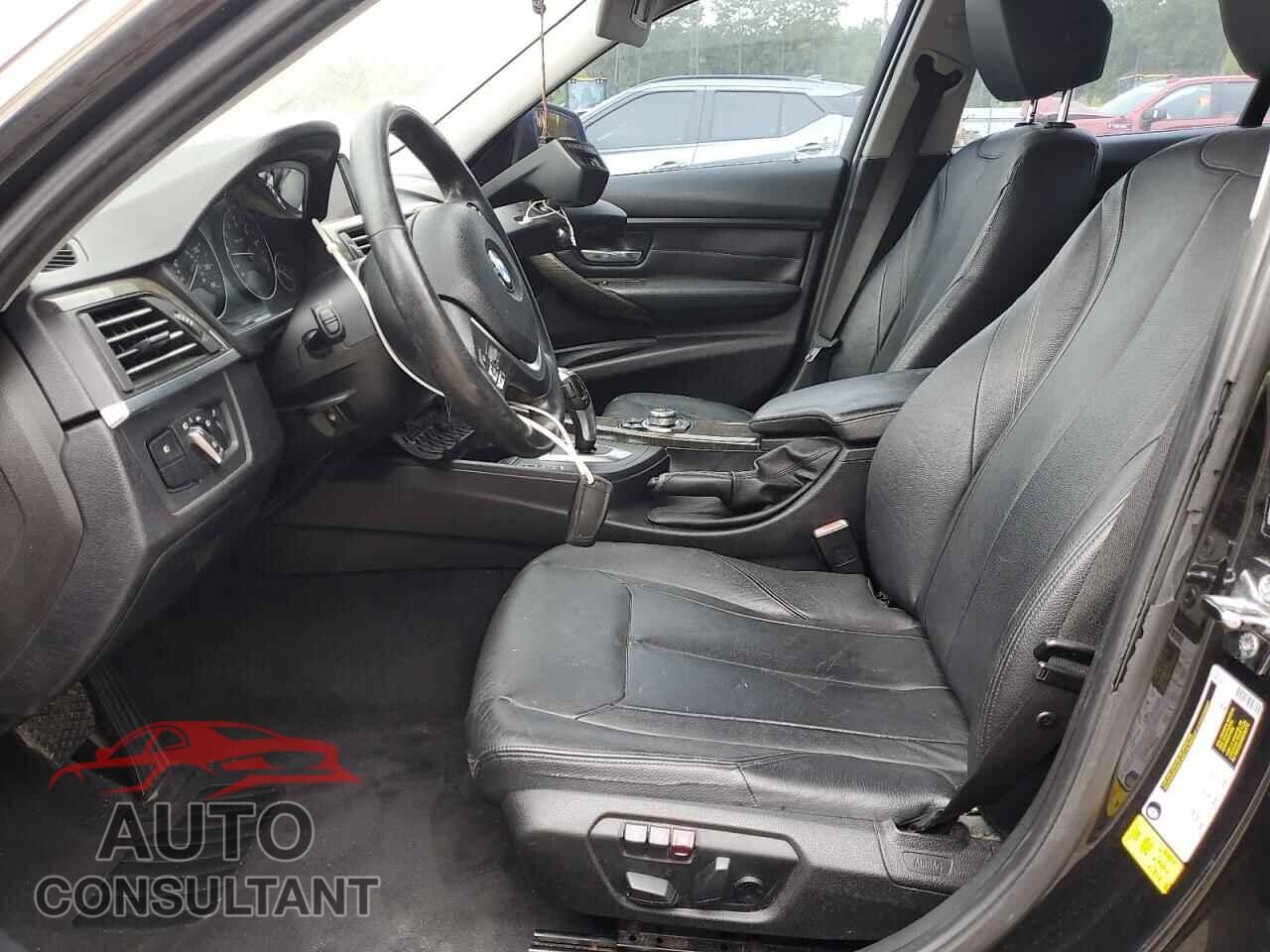 BMW 3 SERIES 2012 - WBA3A5C54CF256641