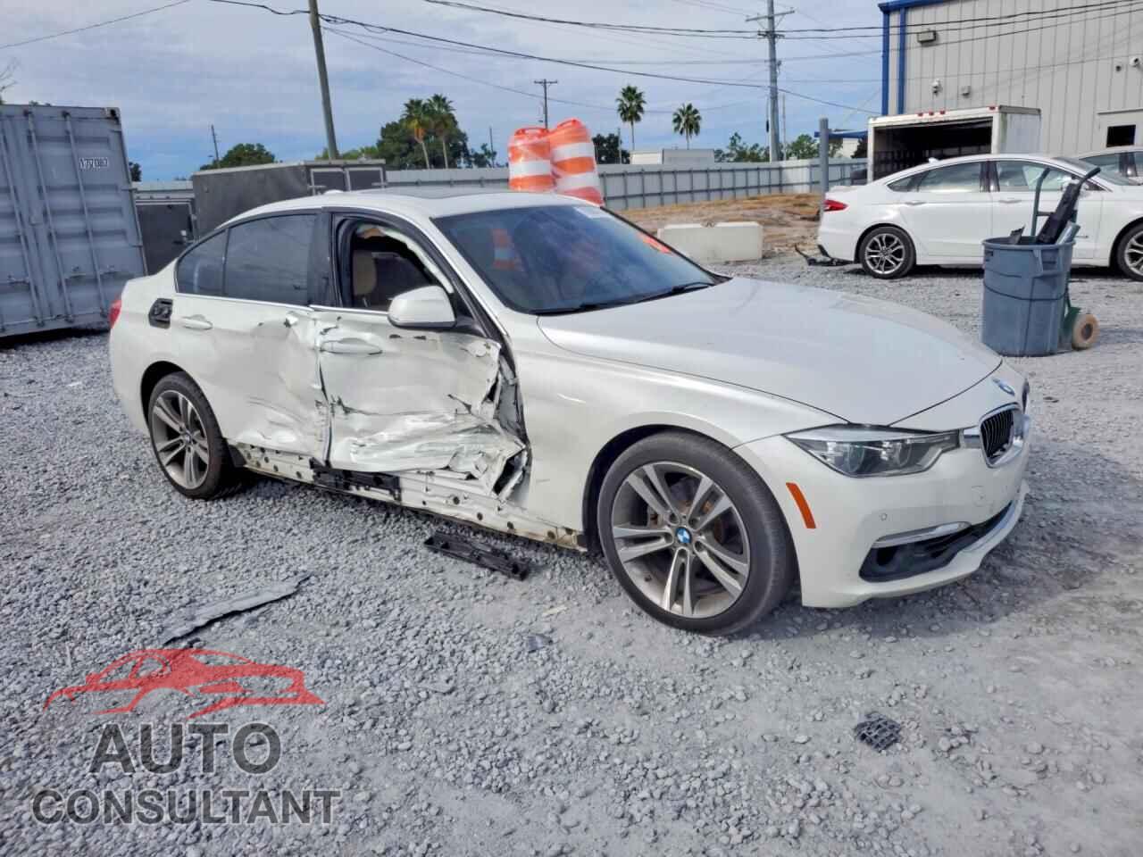 BMW 3 SERIES 2016 - WBA8E3G51GNU04748