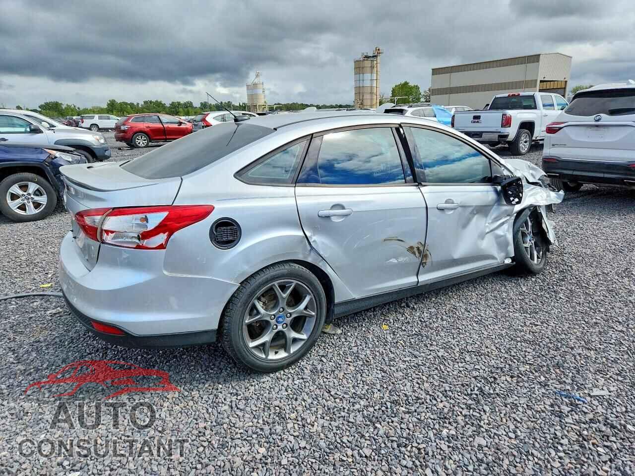 FORD FOCUS 2013 - 1FADP3F2XDL138985