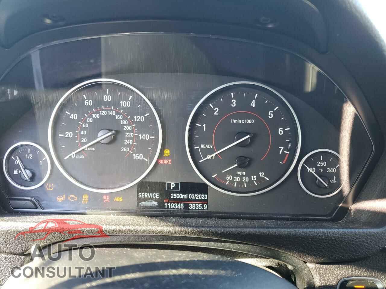 BMW 3 SERIES 2016 - WBA8E3G51GNU02692