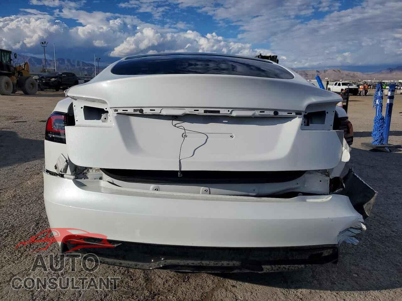 TESLA MODEL S 2026 - 5YJSA1E50TF558260