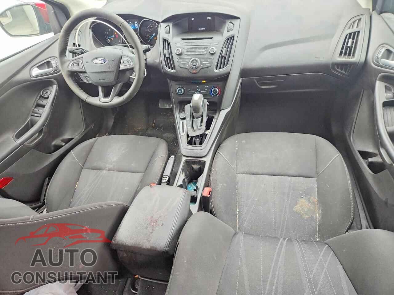 FORD FOCUS 2016 - 1FADP3K28GL356031