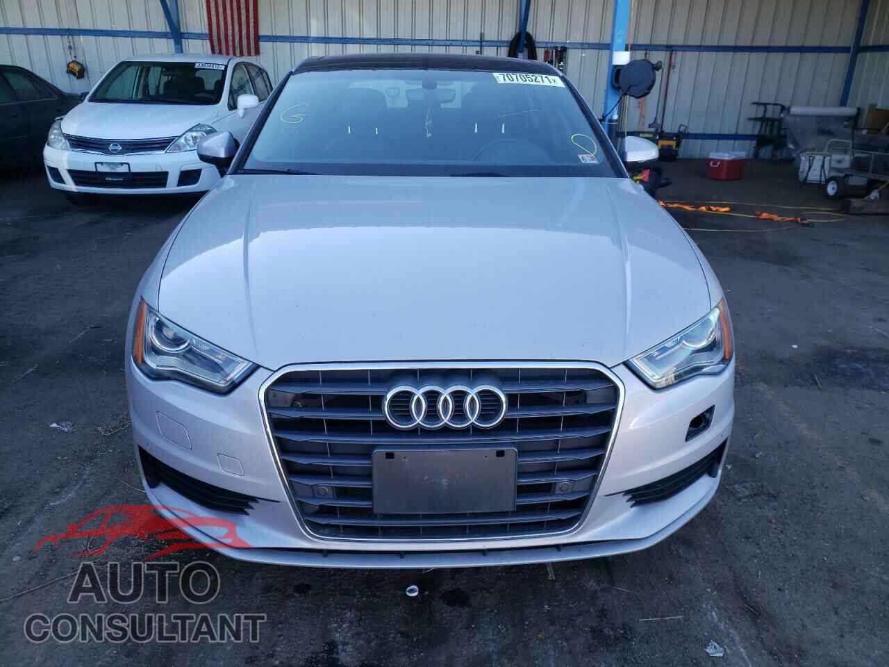 AUDI A3 2016 - WAUA7GFF1G1063422