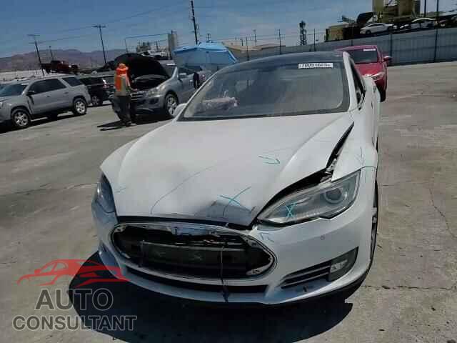 TESLA MODEL S 2013 - 5YJSA1CN5DFP27824