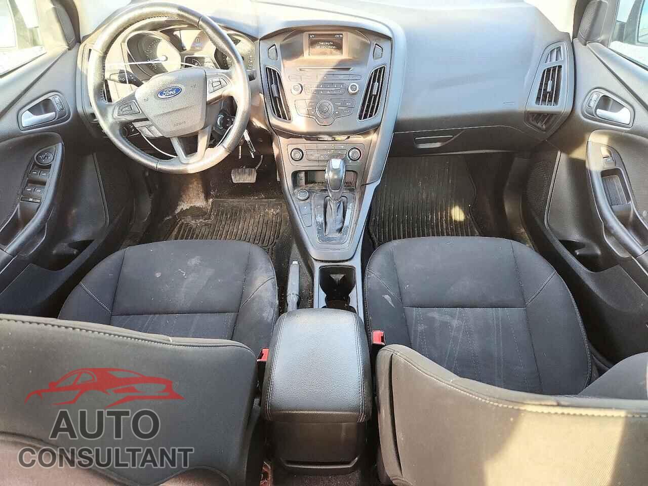 FORD FOCUS 2016 - 1FADP3F25GL244457