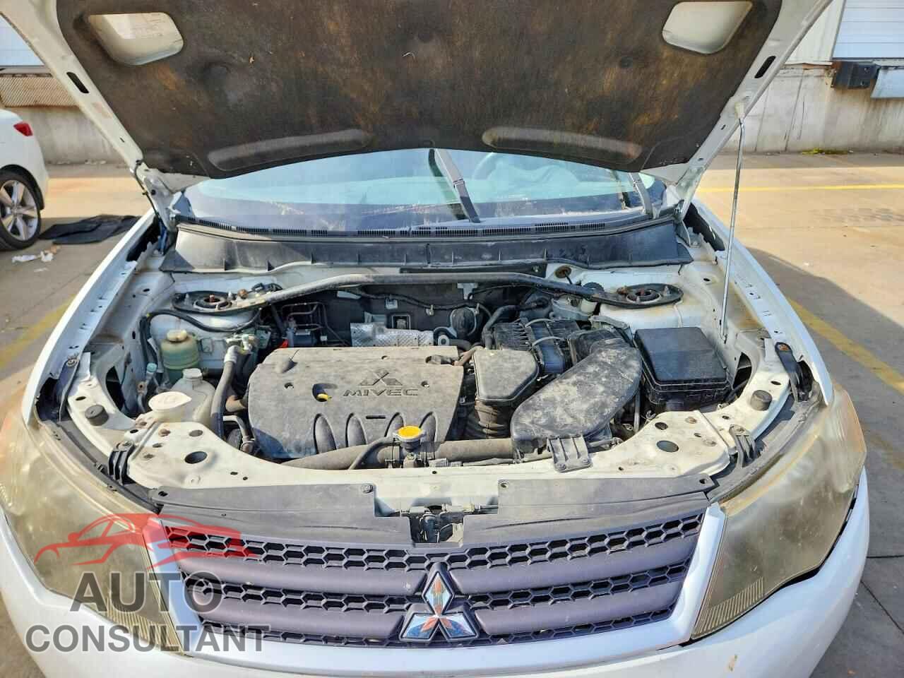 MITSUBISHI OUTLANDER 2009 - JA4LT31W79Z005854