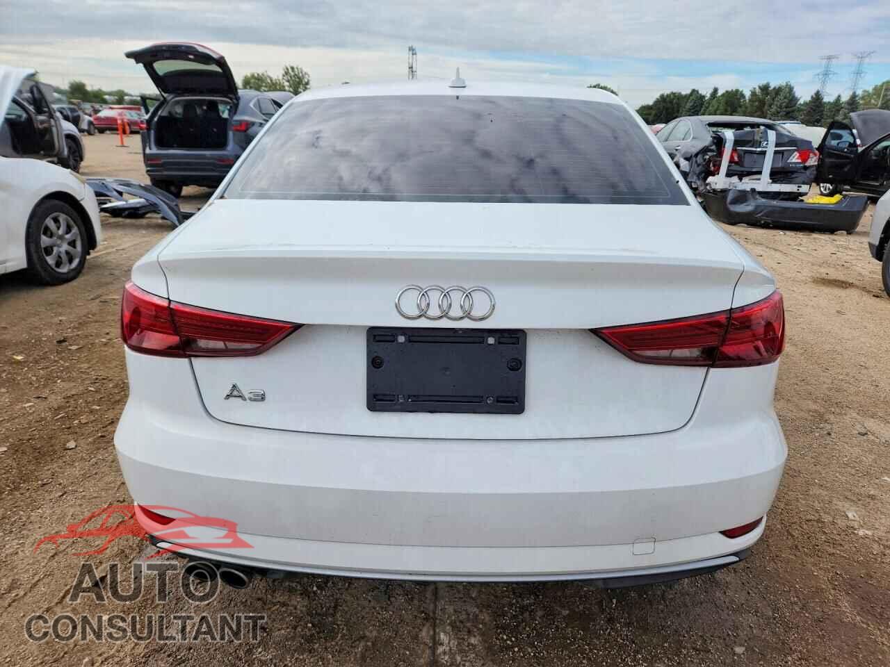 AUDI A3 2017 - WAUAUGFF8H1032596