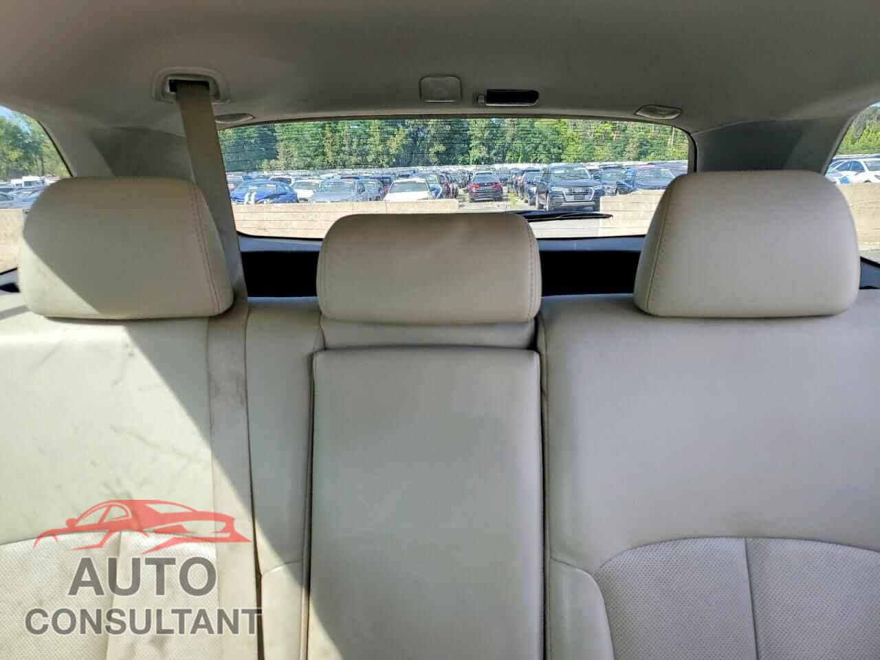 SUBARU OUTBACK 2013 - 4S4BRBKC2D3217227