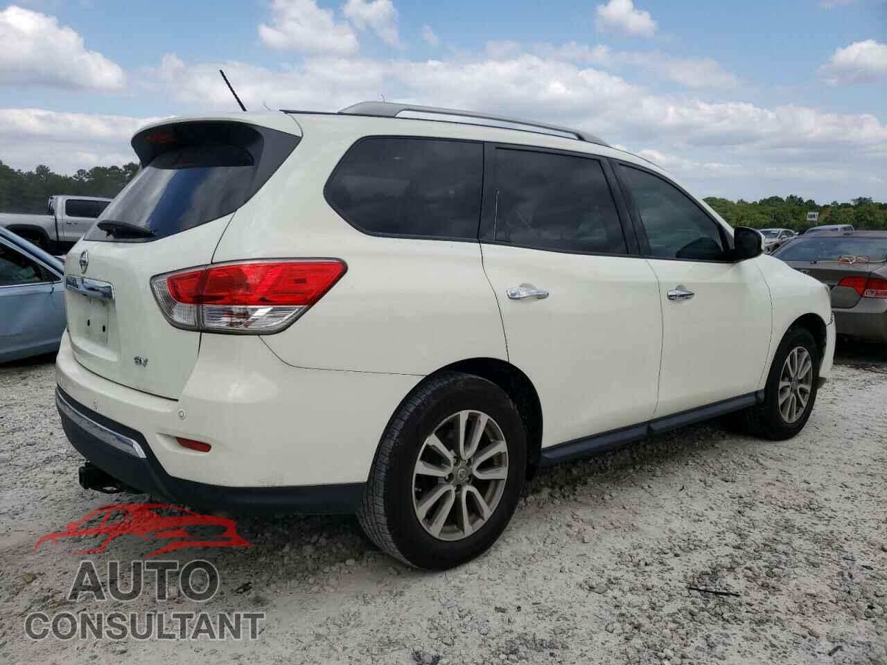 NISSAN PATHFINDER 2016 - 5N1AR2MN1GC641237