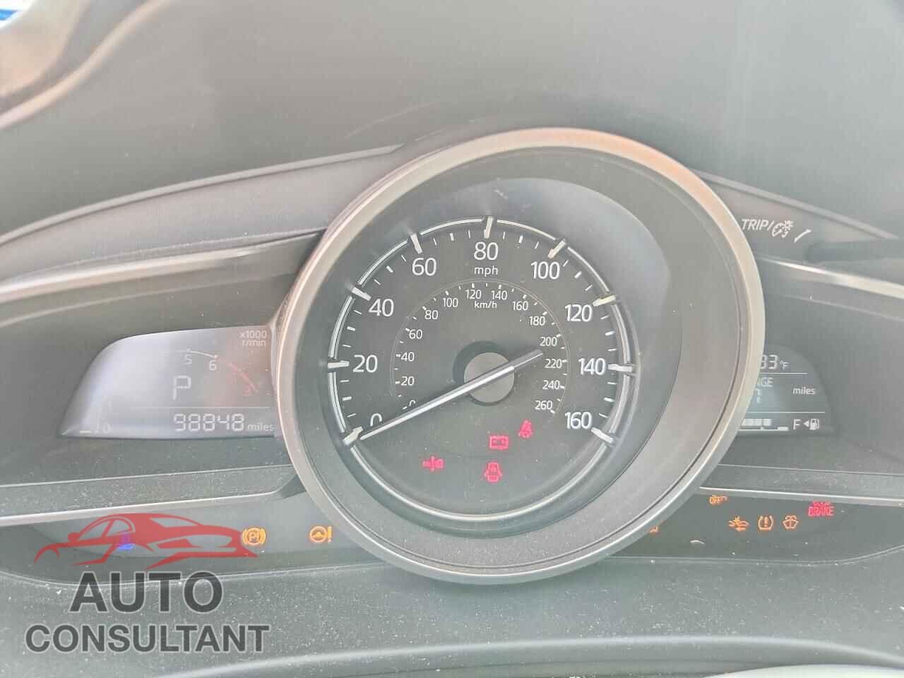 MAZDA 3 2018 - 3MZBN1V31JM230273
