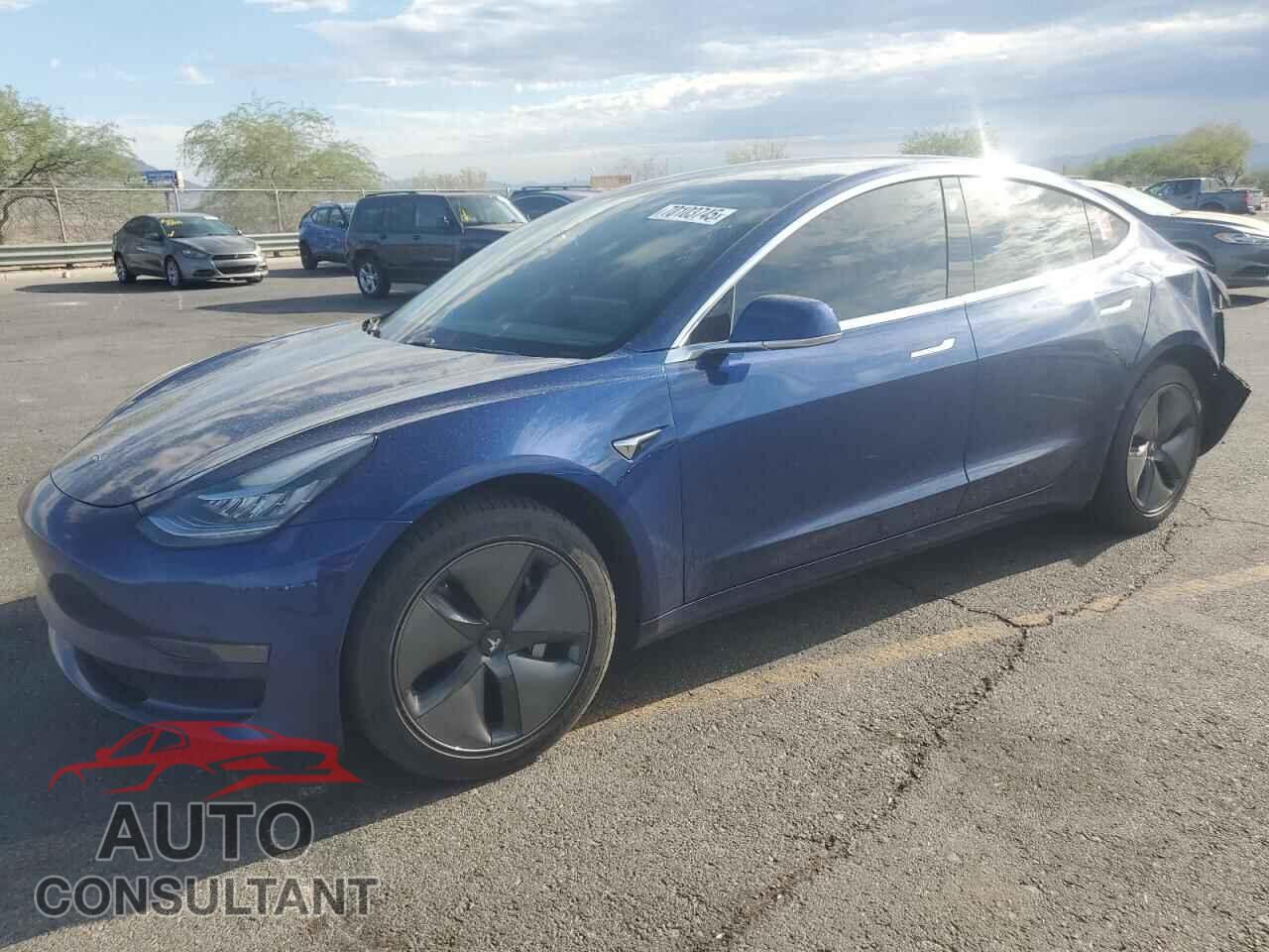 TESLA MODEL 3 2019 - 5YJ3E1EA5KF476156