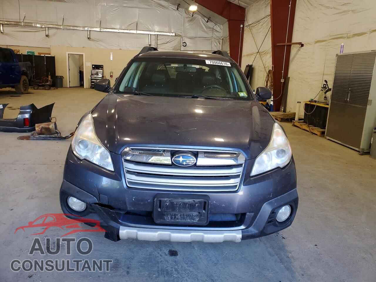 SUBARU OUTBACK 2014 - 4S4BRBKC8E3264408