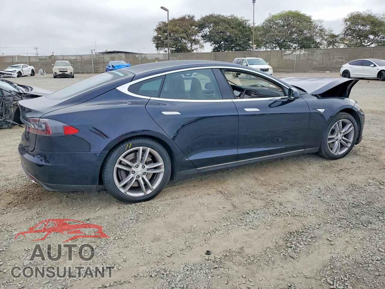 TESLA MODEL S 2012 - 5YJSA1CN1CFP01302
