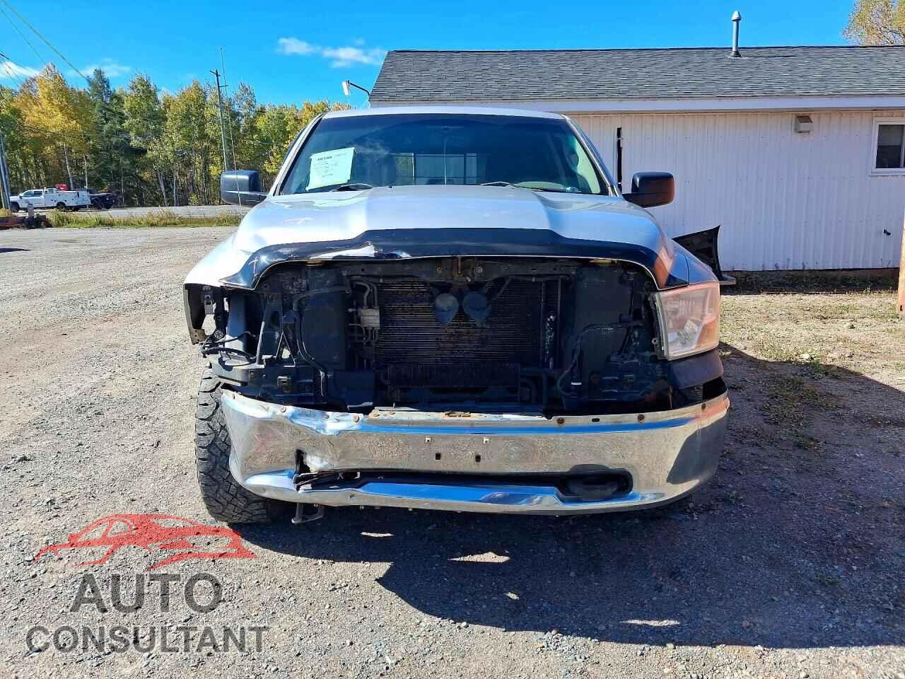DODGE RAM 1500 2012 - 1C6RD7LT8CS243405