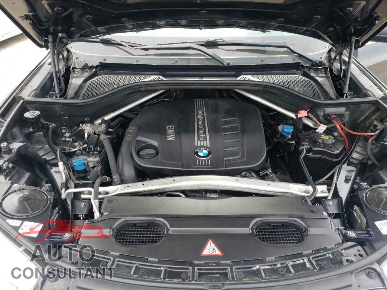 BMW X5 2014 - 5UXKS4C52E0J96675