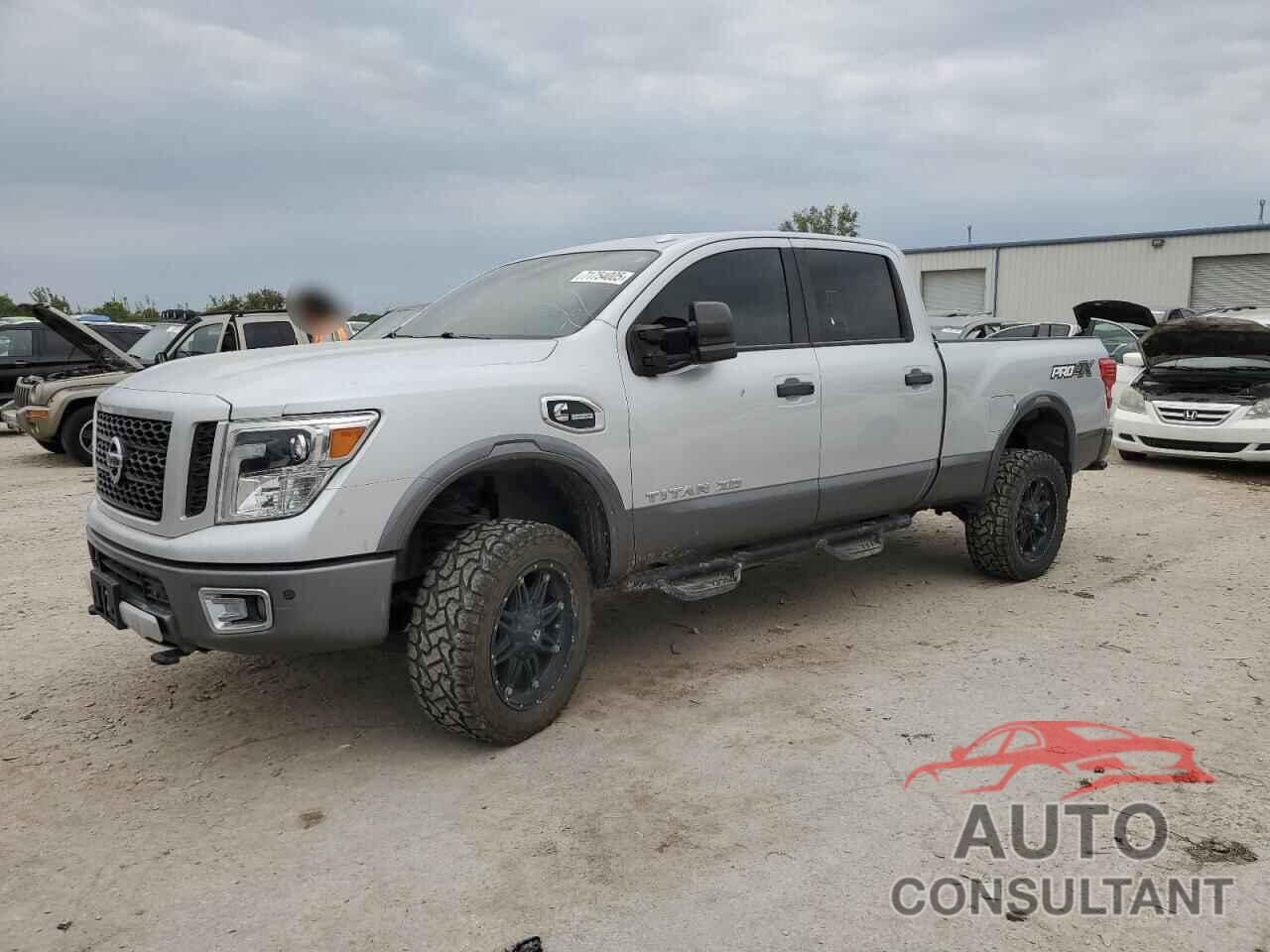 NISSAN TITAN 2018 - 1N6BA1F41JN516259