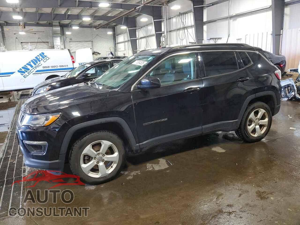 JEEP COMPASS 2018 - 3C4NJDBB9JT100269