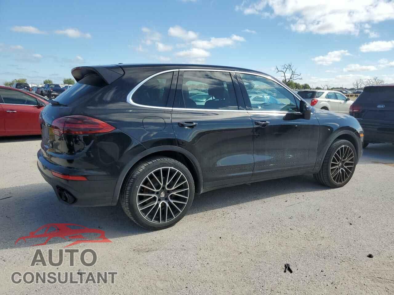 PORSCHE CAYENNE 2018 - WP1AA2A27JKA04421