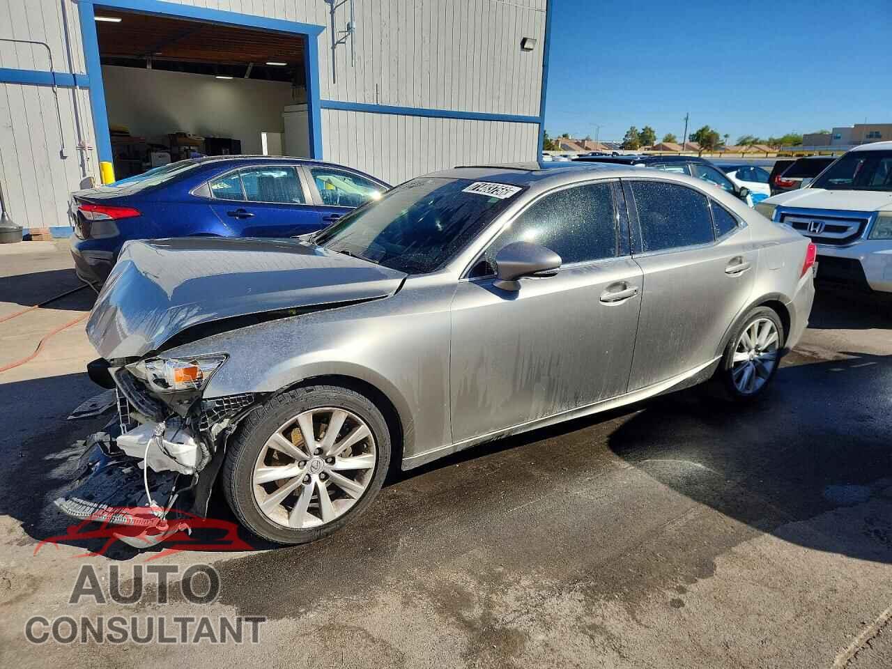 LEXUS IS 2015 - JTHBF1D20F5064168