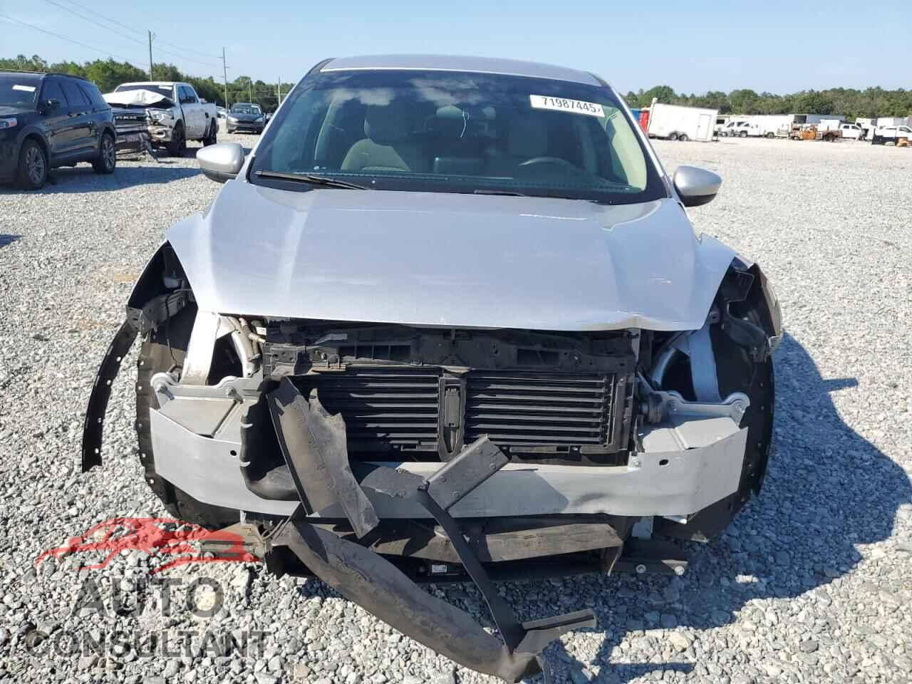 FORD ESCAPE 2020 - 1FMCU0G60LUA67573