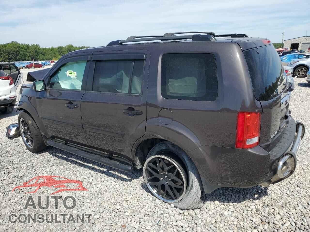HONDA PILOT 2013 - 5FNYF4H21DB083721