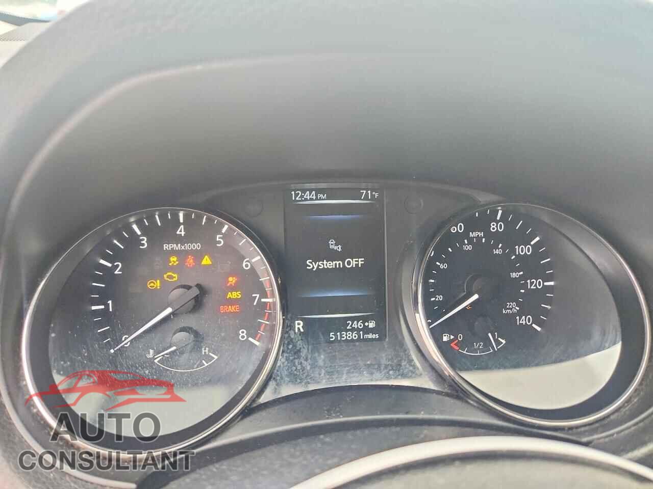 NISSAN ROGUE 2017 - KNMAT2MT9HP582159