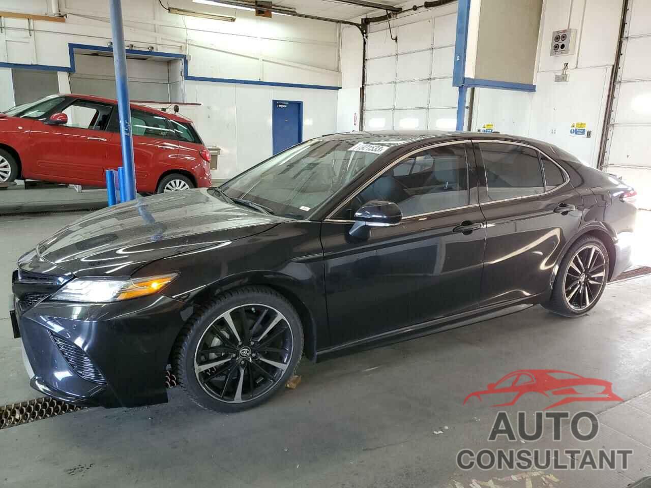 TOYOTA CAMRY 2018 - 4T1BZ1HKXJU503440