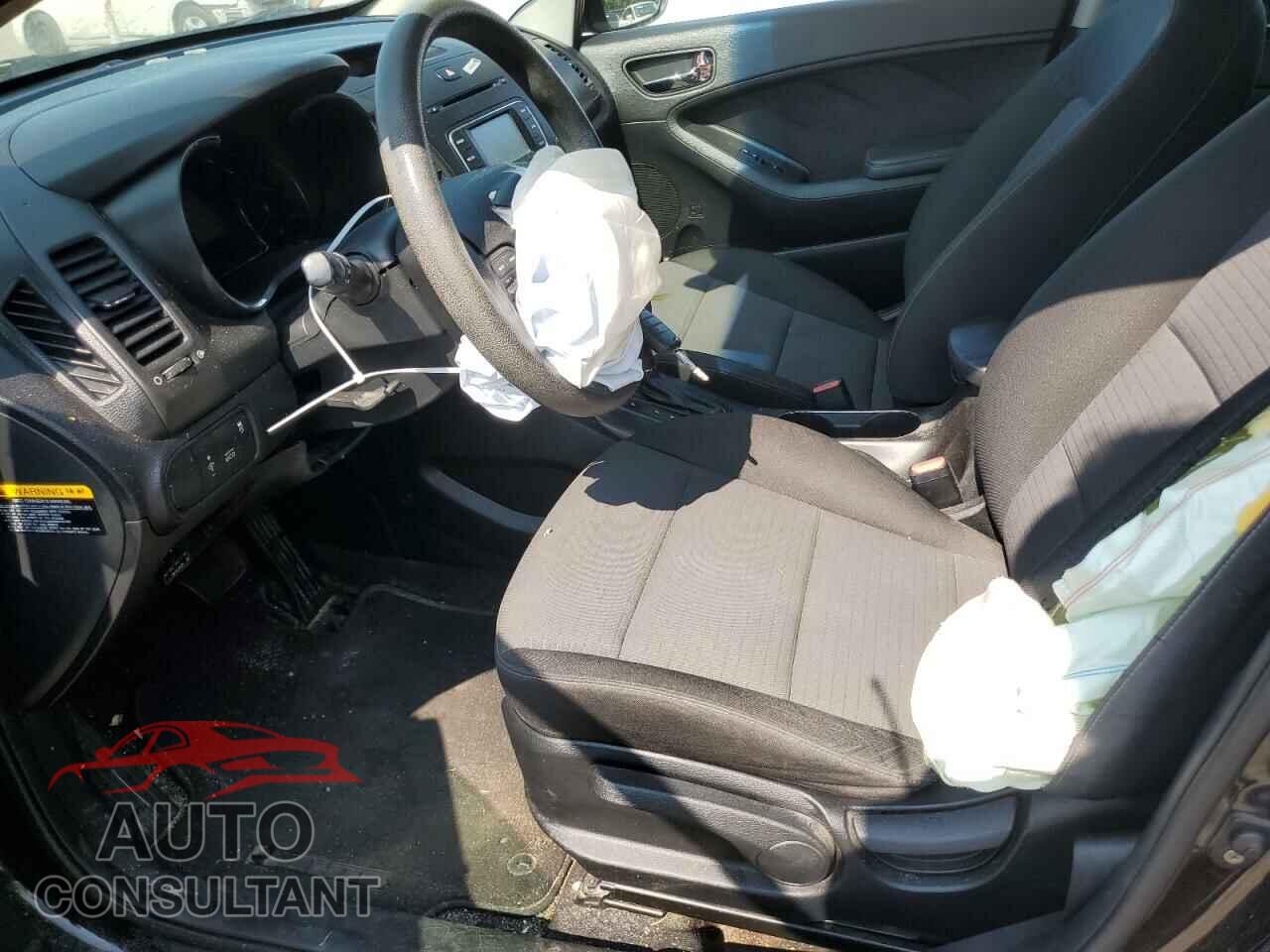 KIA FORTE 2016 - KNAFX4A63G5584940
