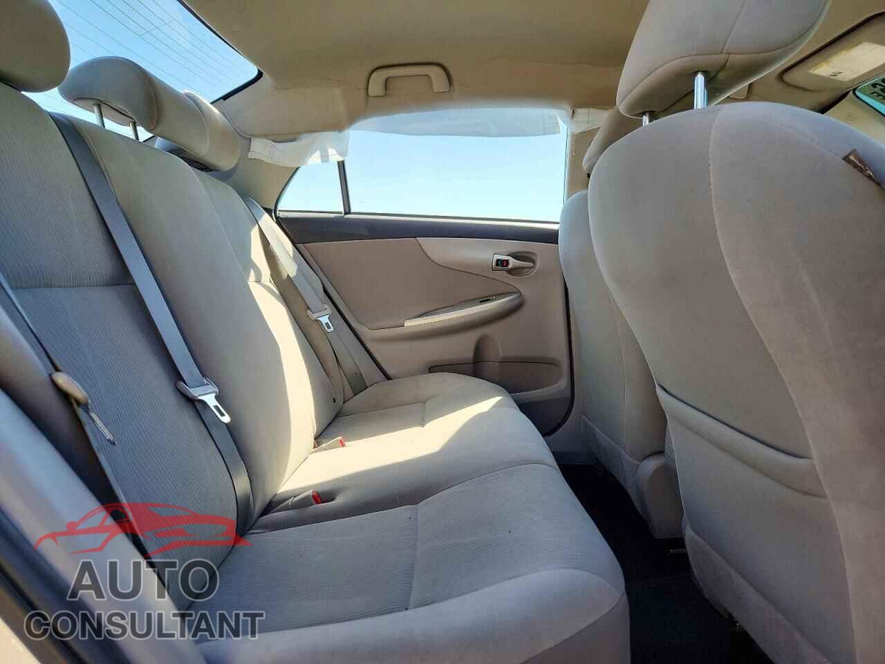 TOYOTA COROLLA 2011 - 2T1BU4EEXBC657079