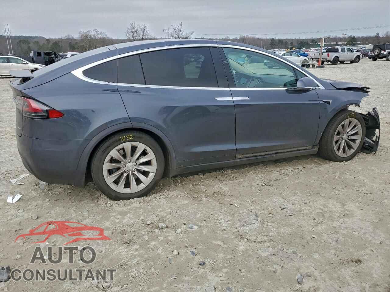 TESLA MODEL X 2017 - 5YJXCBE21HF035574
