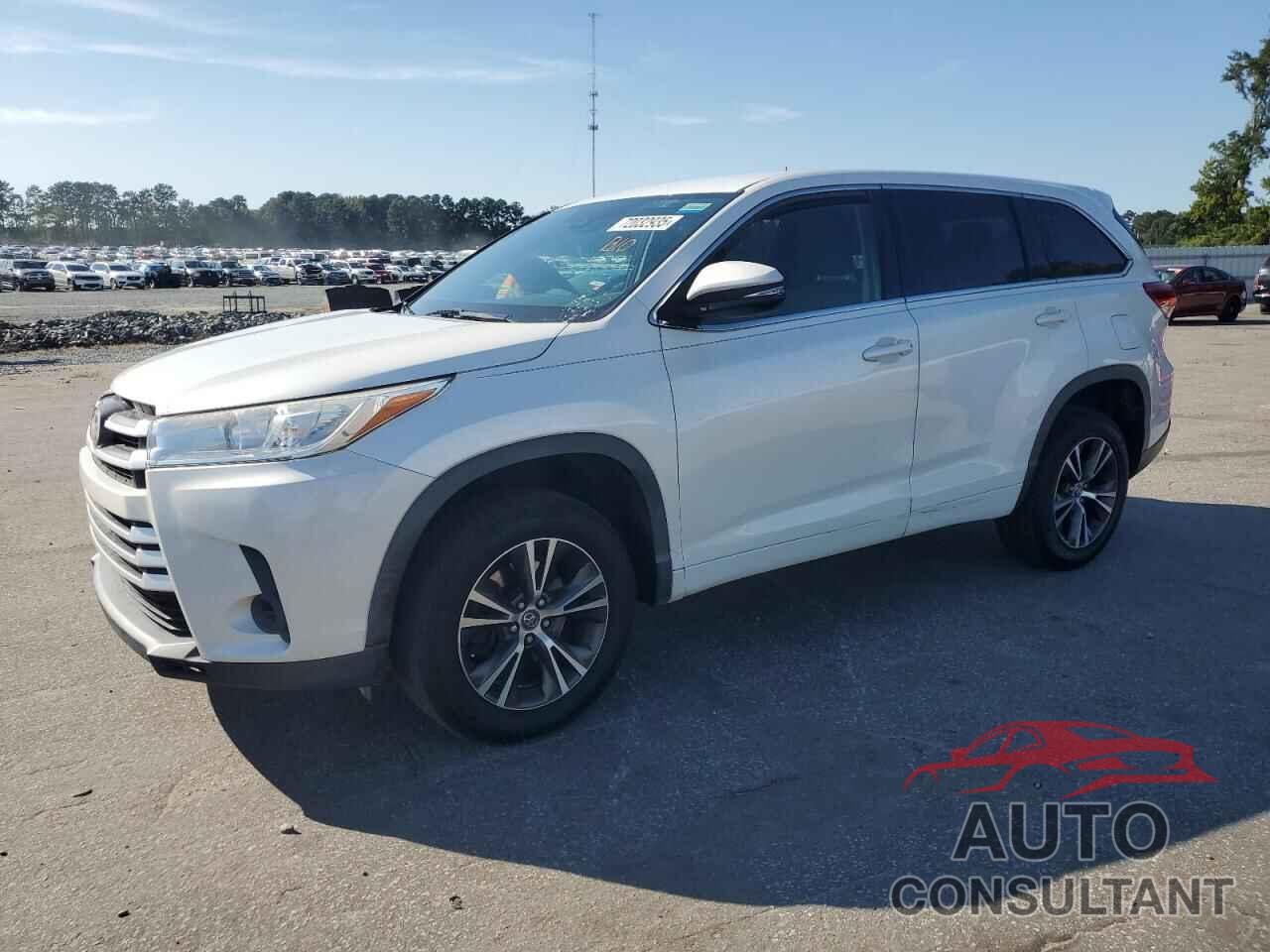 TOYOTA HIGHLANDER 2018 - 5TDZZRFH8JS245660