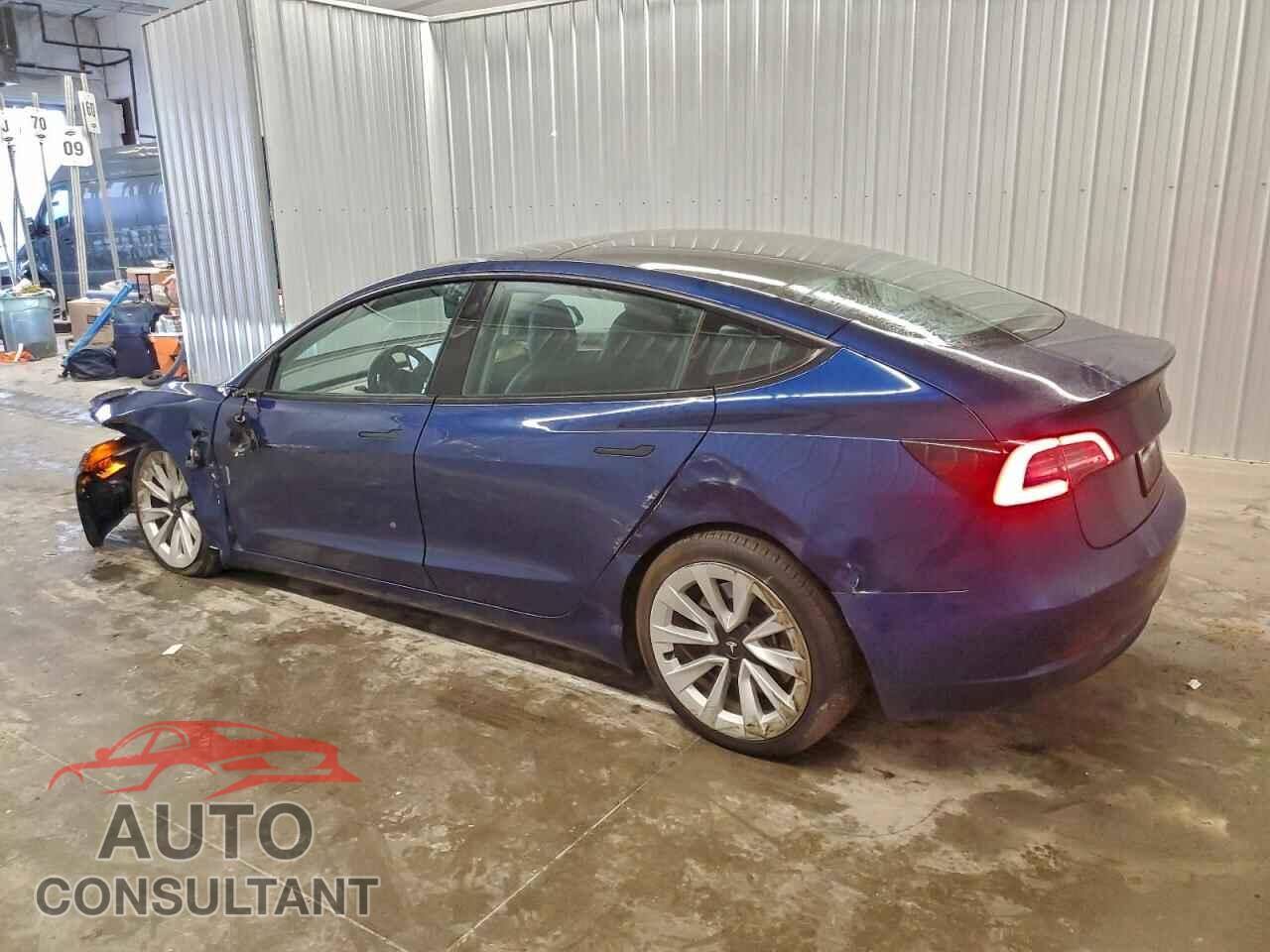 TESLA MODEL 3 2022 - 5YJ3E1EA7NF372045