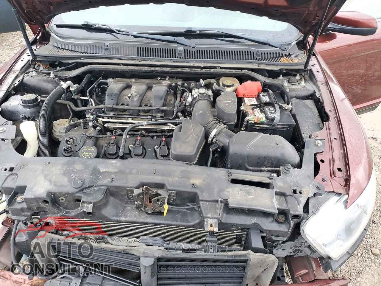 FORD TAURUS 2015 - 1FAHP2E84FG135061