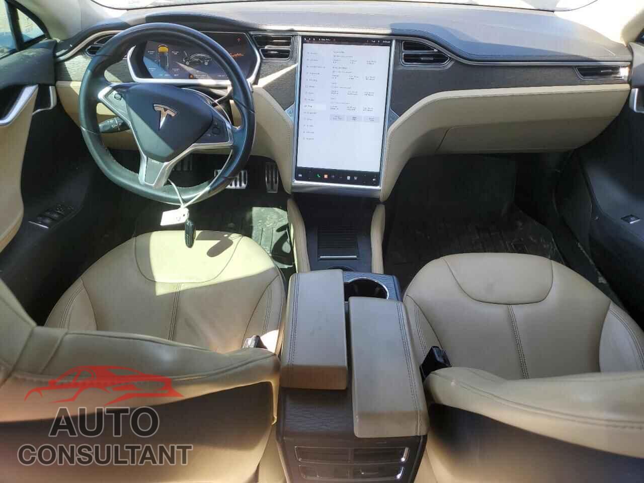 TESLA MODEL S 2013 - 5YJSA1CG3DFP04043
