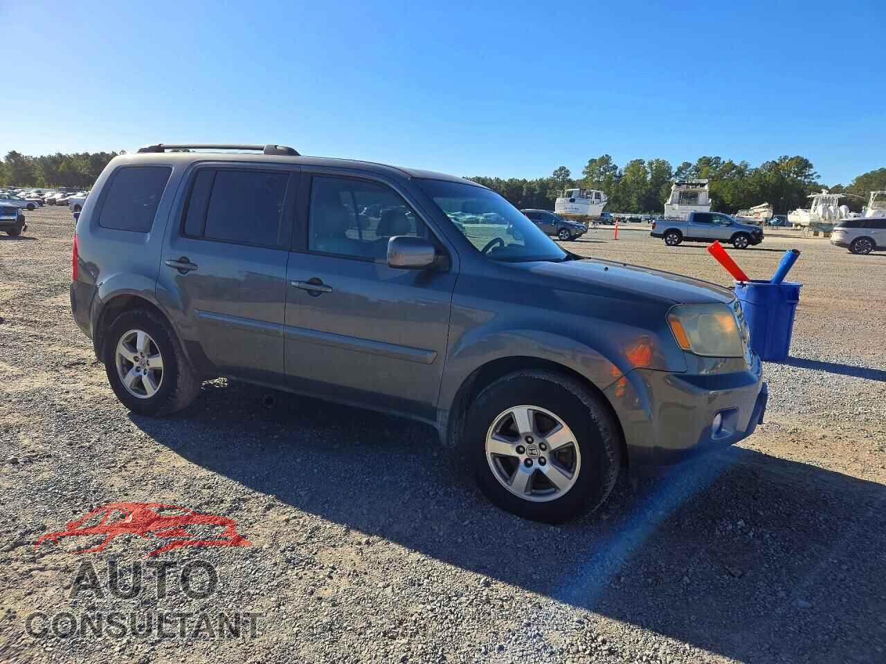 HONDA PILOT 2011 - 5FNYF3H52BB032889