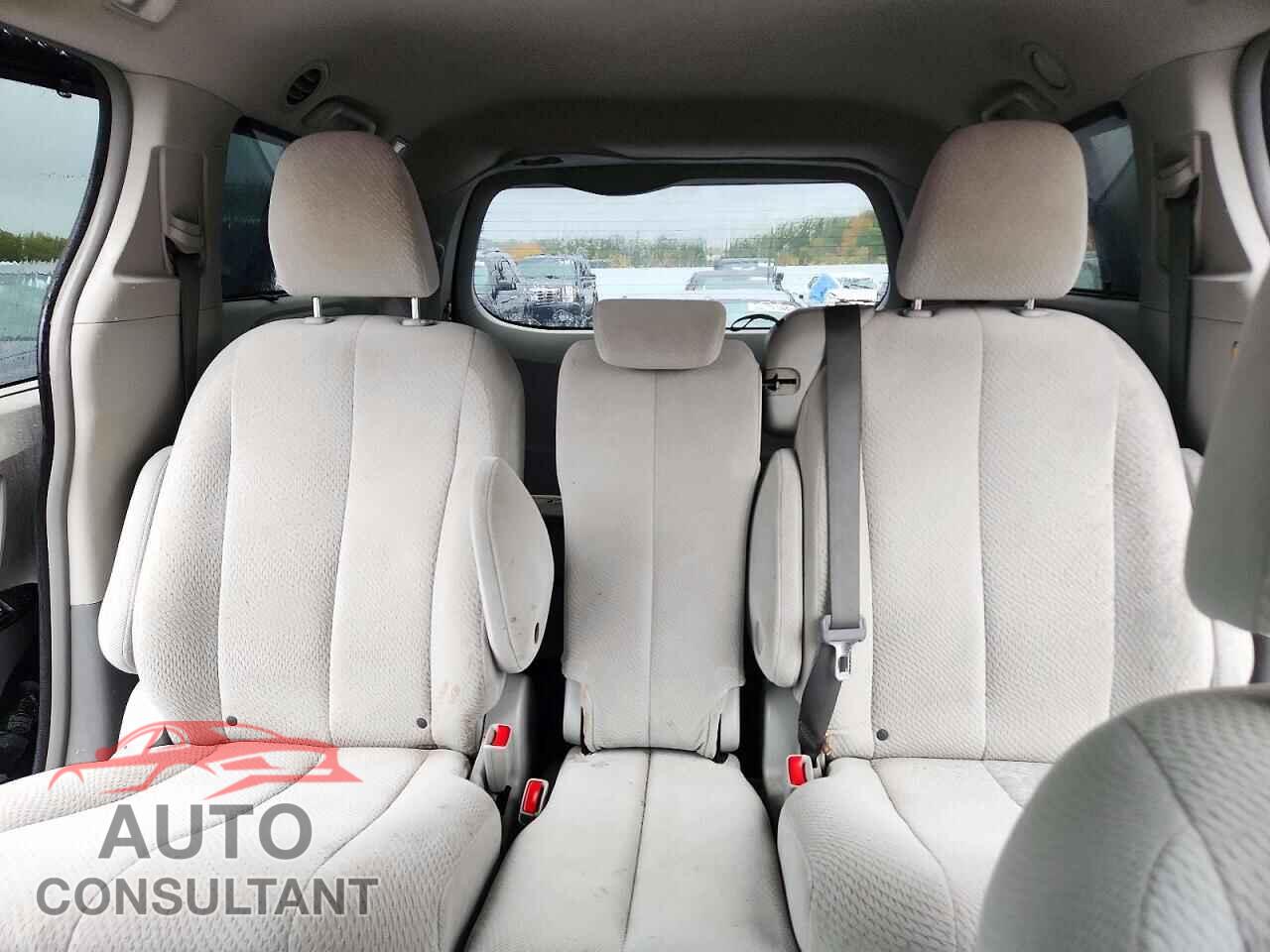 TOYOTA SIENNA 2013 - 5TDKK3DC8DS342470